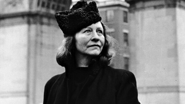 Edna St. Vincent  Millay loved funky hats. Also, she  wrote poetry.
