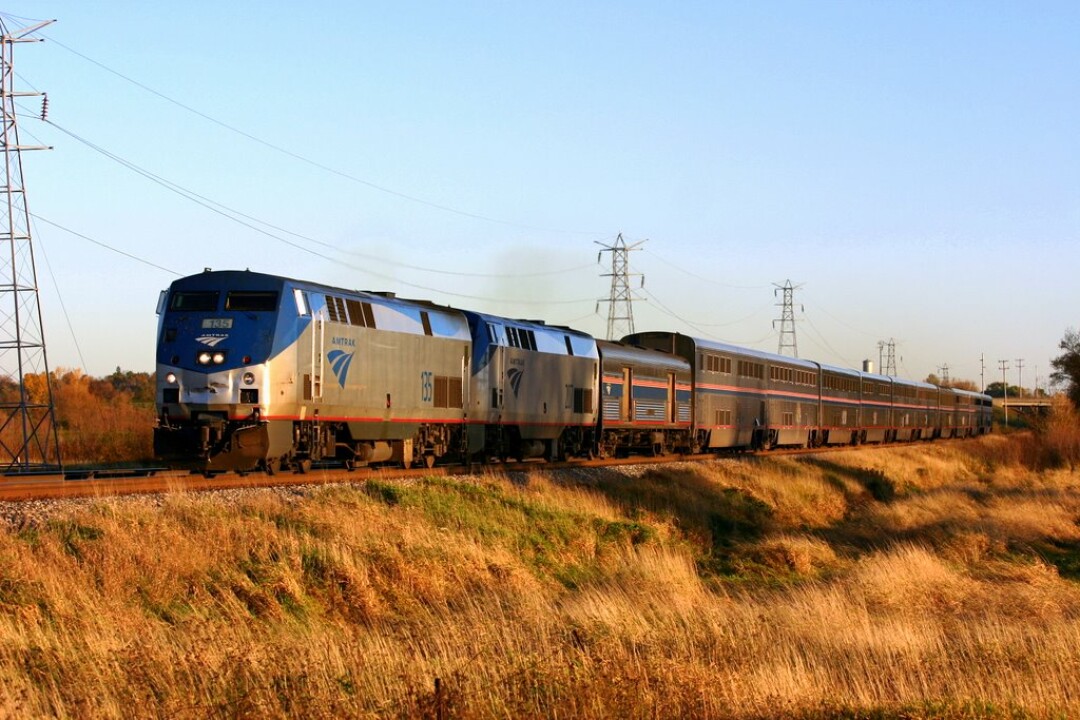 GAINING STEAM? Amtrak’s Empire Builder line is one of the few passenger trains that crosses Wisconsin, but railroad advocacy groups like the West Central Wisconsin Rail Coalition are working to change that. (Image: Nate Beal | CC BY 2.0)