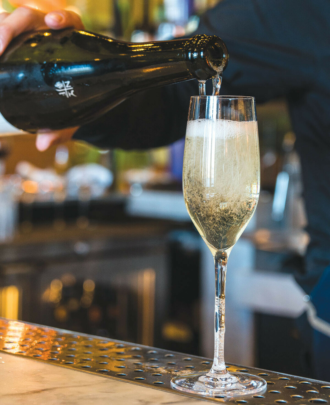 SPARKLE WITH SPARKLING WINE. This year, why go simple? For your New Year's celebrations, take a tip from The Wine Guy in Eau Claire, and check out a few yummy sparkling wines.