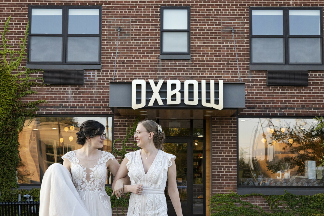 GETTING HITCHED? If you're looking for a one-of-a-kind venue that is locally supported and has that neighborly, Midwestern-nice kind of vibe to it, look no further than The Oxbow Hotel, which features unique details (such as their vinyl records and turntables in every room!) and award-winning cocktails at The Lakely. 