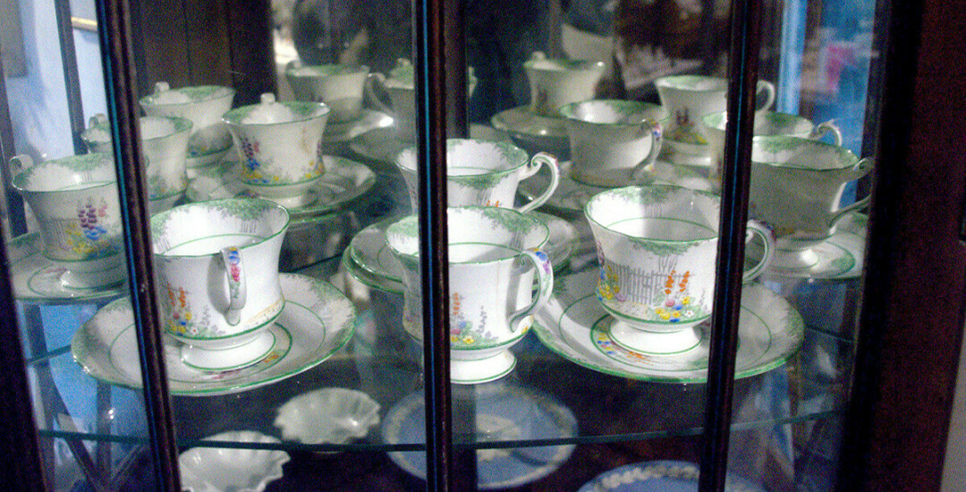 China cabinet. (Photo by Clive Varley | CC BY 2.0)